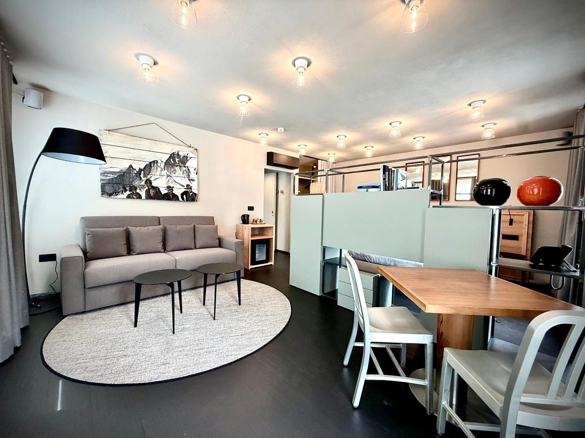Hotel Village Aoste Extérieur photo